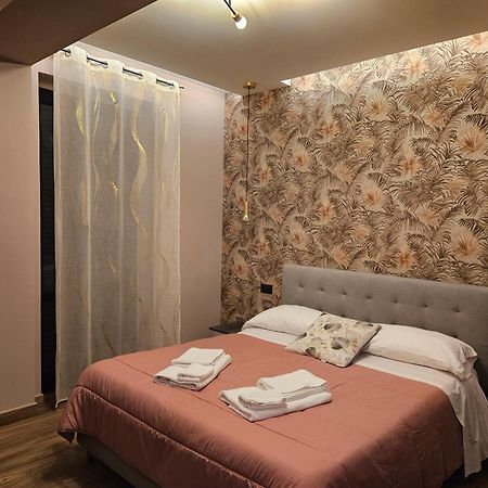 Napoli Central Capodichino B&B Bagian luar foto