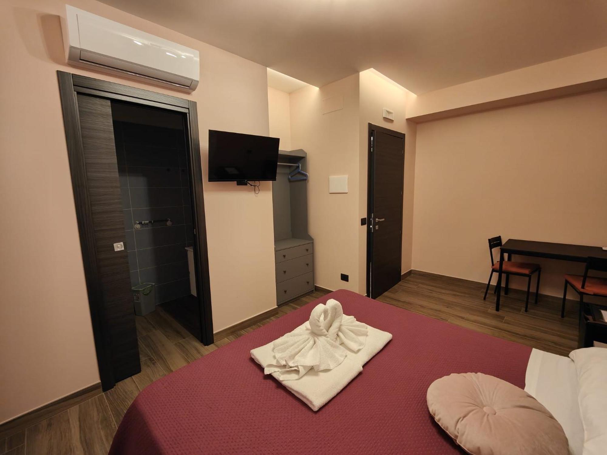 Napoli Central Capodichino B&B Bagian luar foto