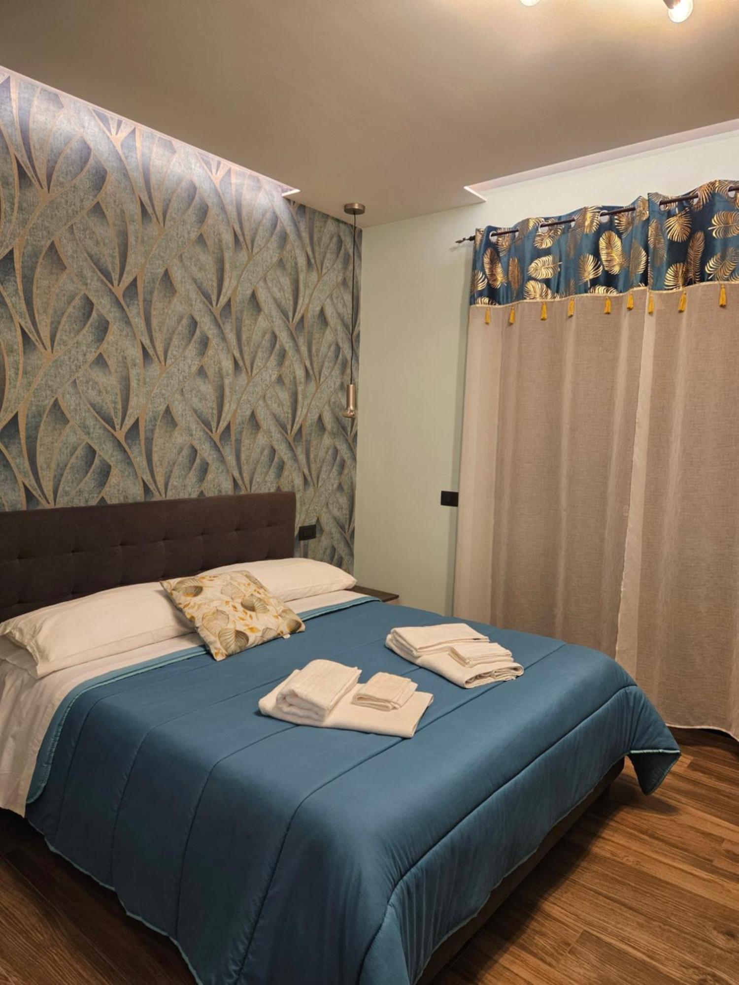 Napoli Central Capodichino B&B Bagian luar foto